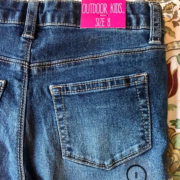 Bass Pro Shop/Outdoor Kids Girls Jeans. Size 8. STRETCHY/STRAIGHT LEG. NWT - Picture 2 of 9